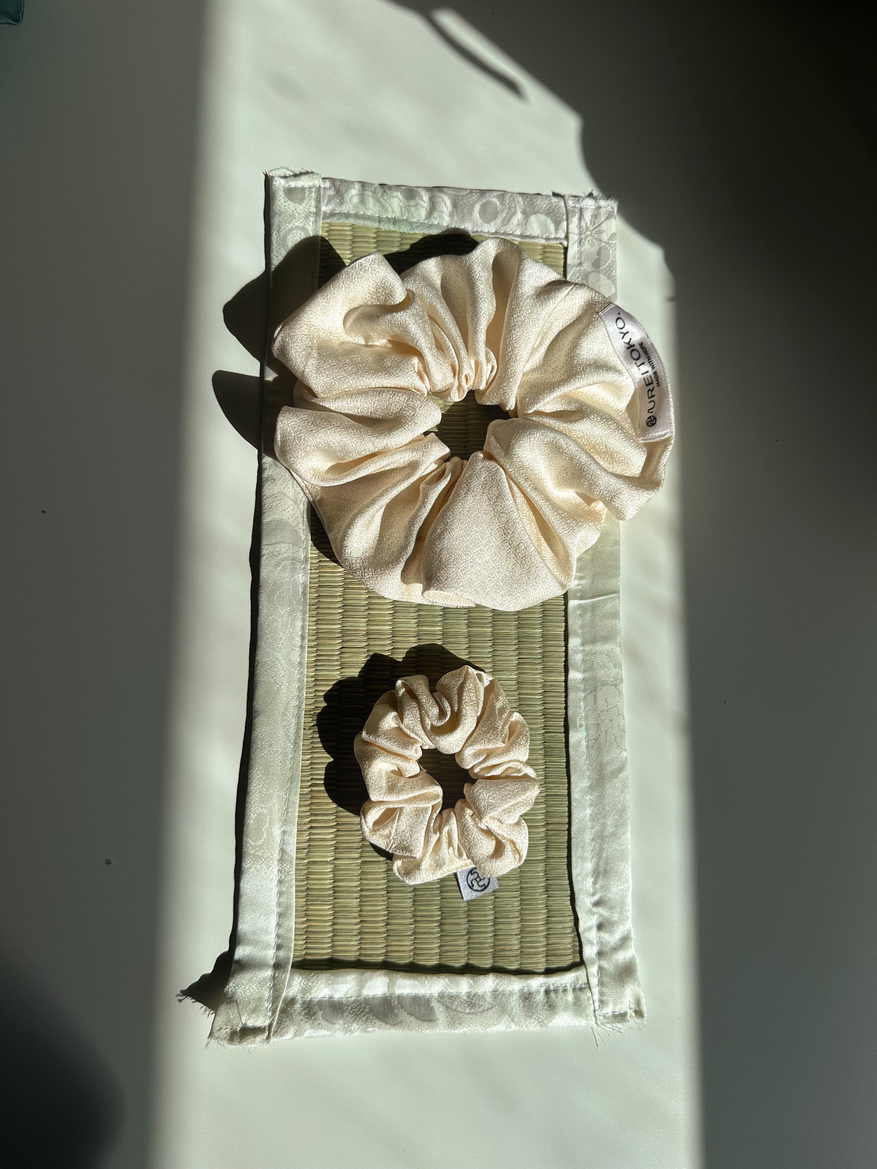 オートミルク｜Oat Milk Kimono Scrunchie