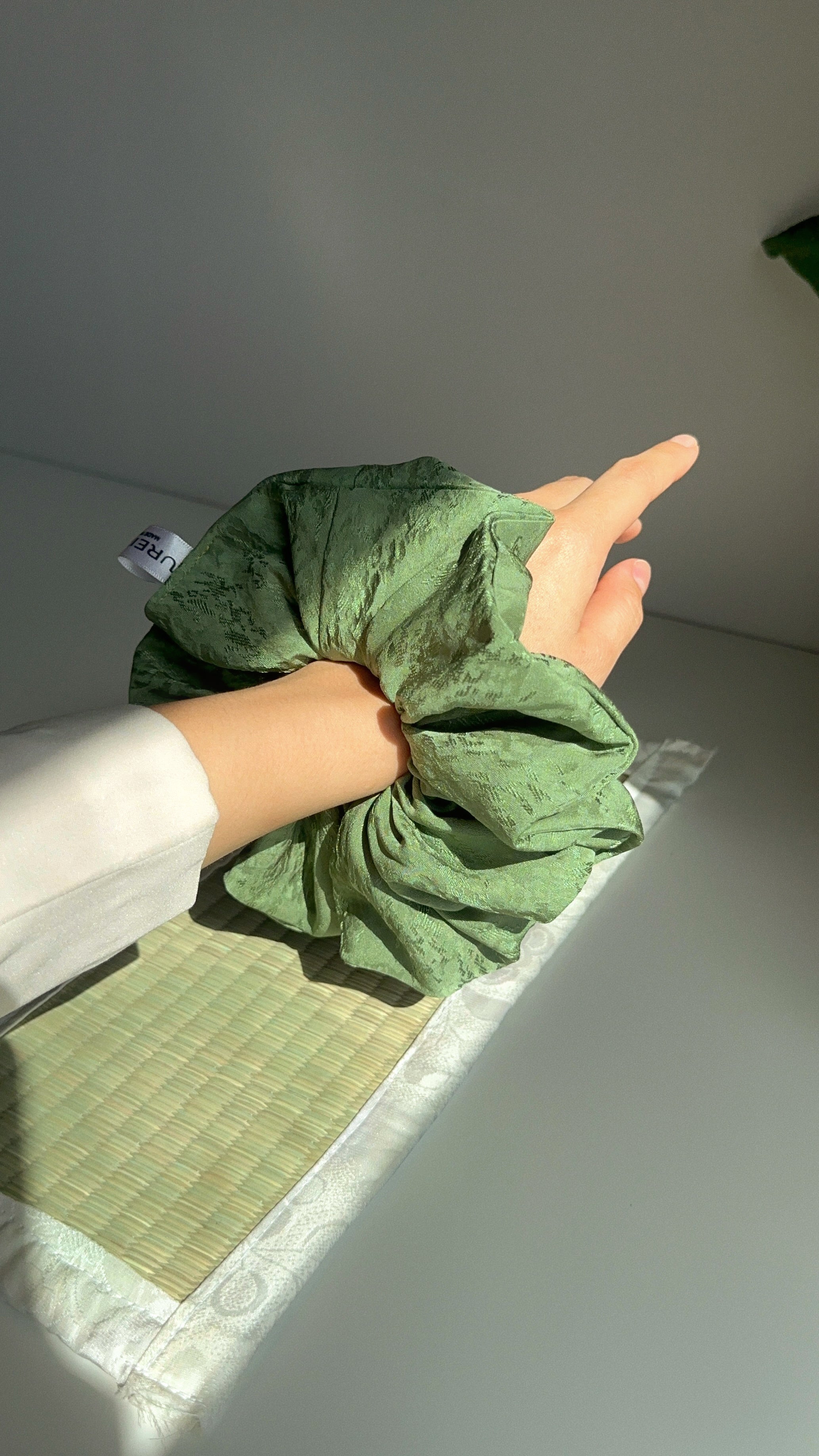 抹茶 ｜Matcha Kimono Scrunchie