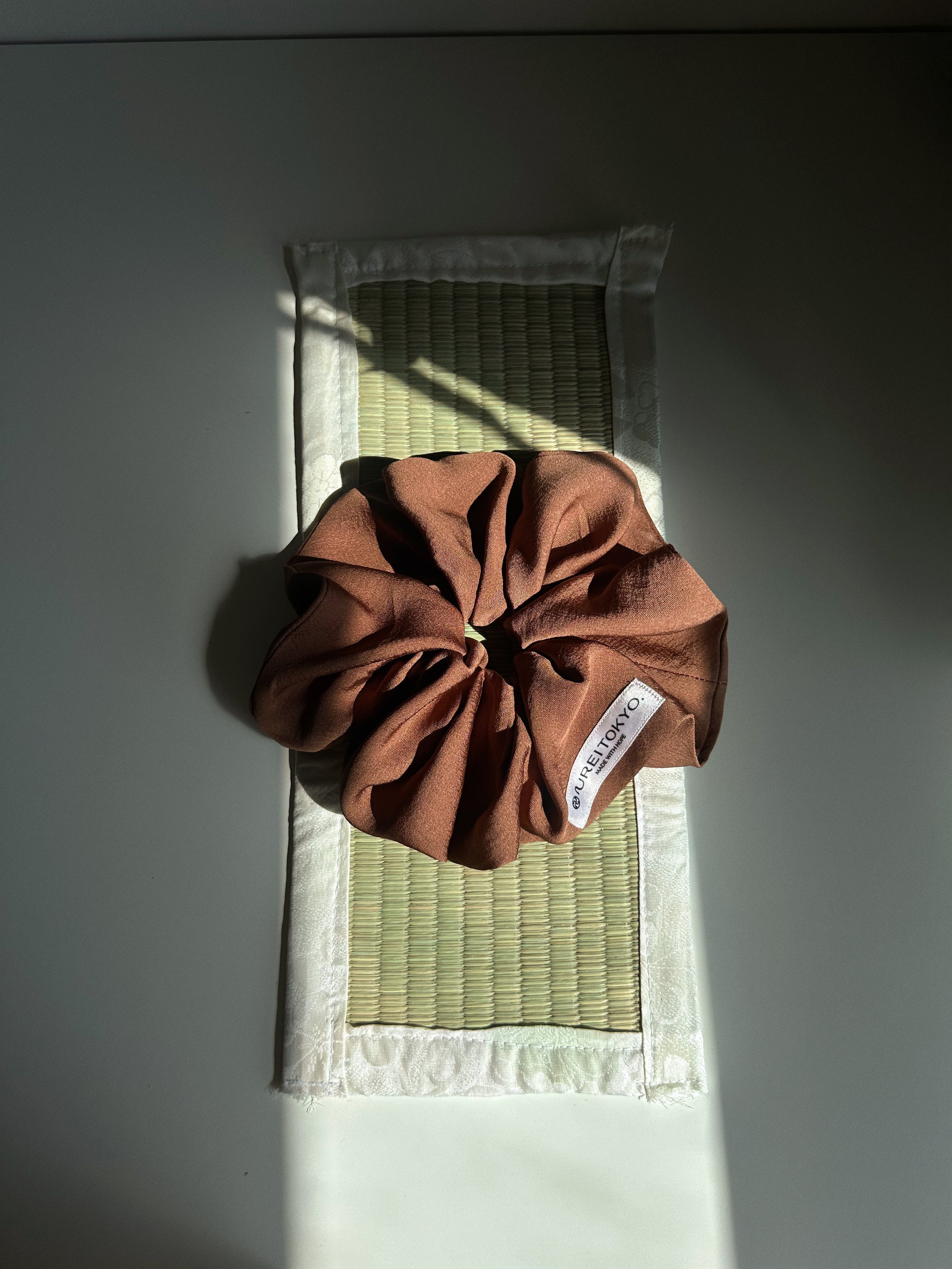 ほうじ茶｜Hojicha Kimono Scrunchie