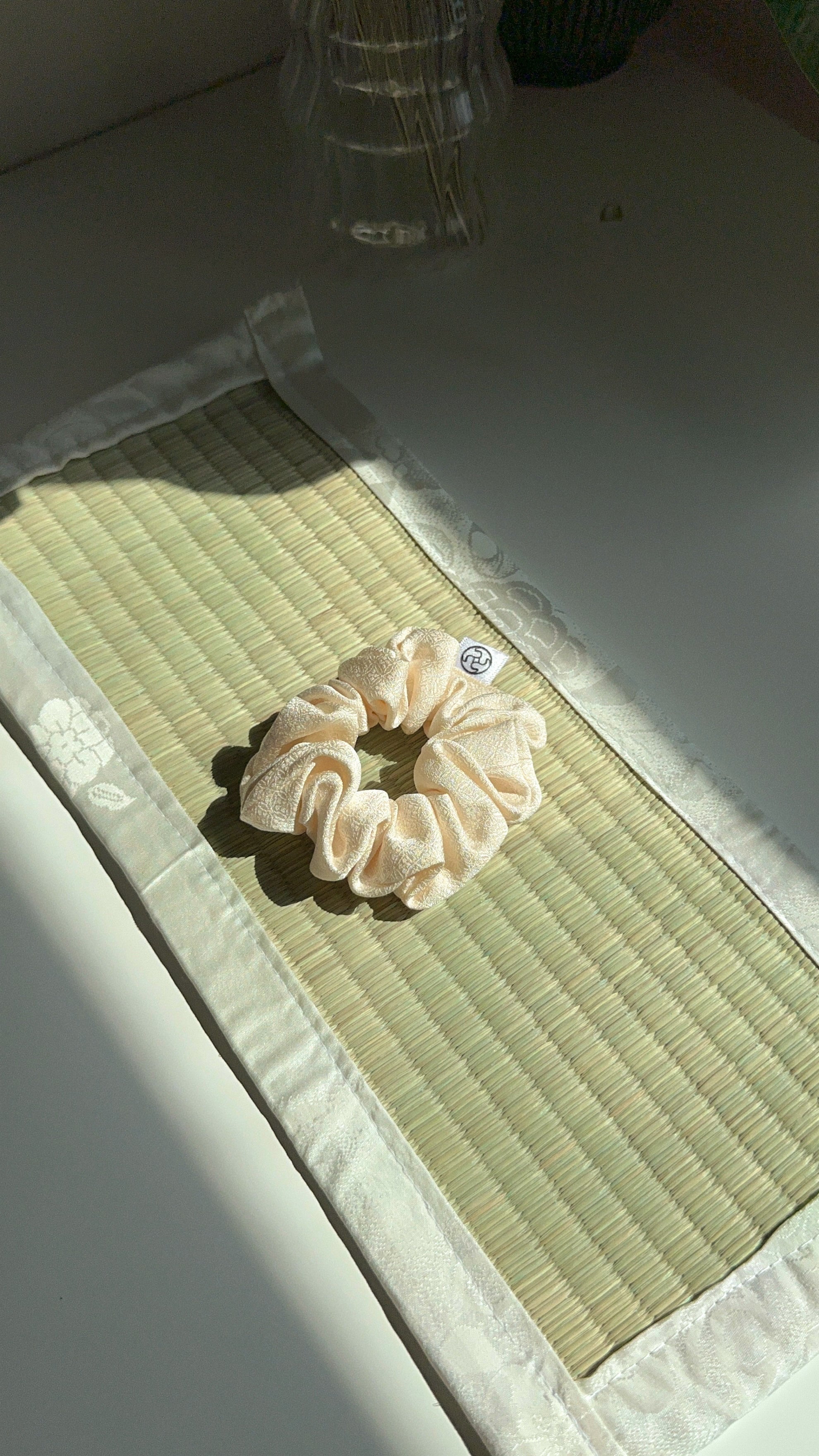 オートミルク｜Oat Milk Kimono Scrunchie